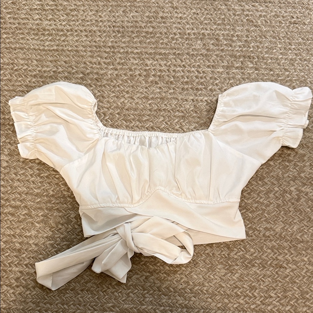 Elegant White Puff Sleeve Top